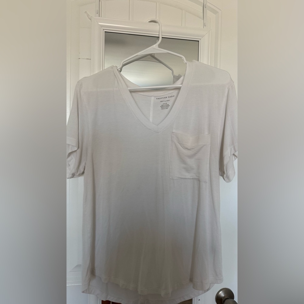 American Eagle Soft & Sexy Tee in White